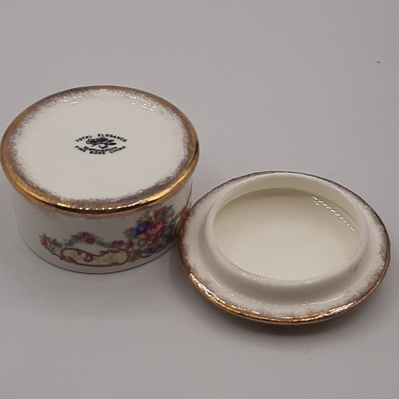 Staffordshire Trinket Box Fine Bone China England Roses Floral Total Elegance - Picture 7 of 8